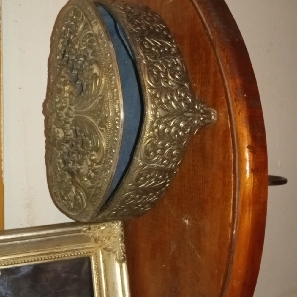 Antique Heart shaped jewelry holder